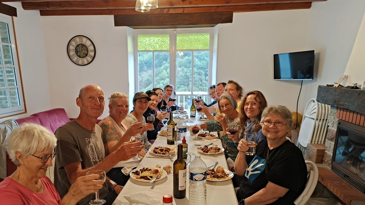 459400579_1059323602863154_1435161826433715885_n